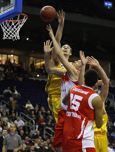 与防守打法 与防守打法