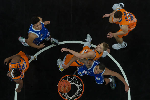 萨维尼奥 萨维尼奥